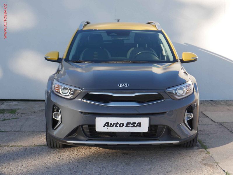 Kia Stonic (2021) 1.0 T-GDi, ČR, Navi, kamera - fotka 2 z 19