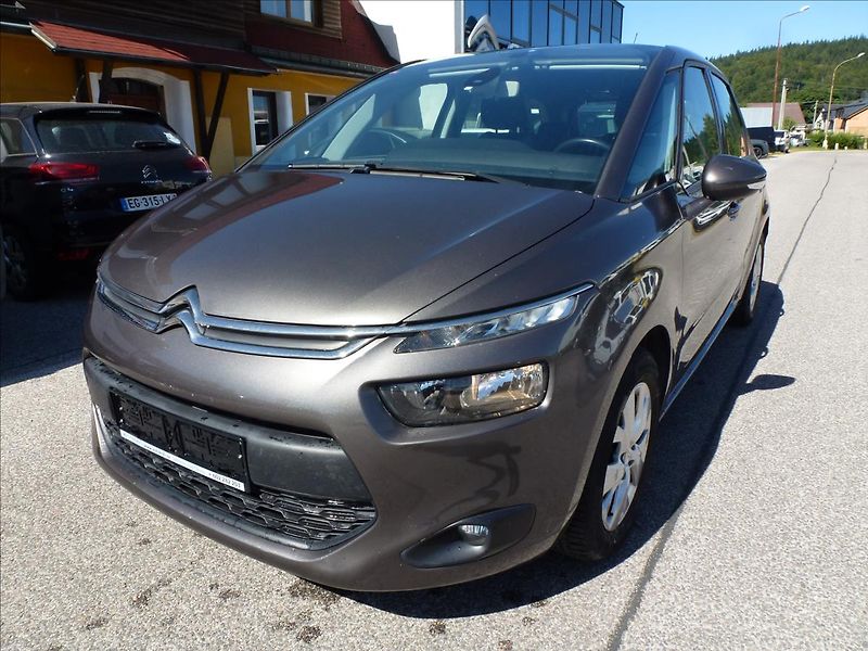 Citroën C4 Picasso 1,2 PureTech 130 6MAN Turbo  S - fotka 3 z 46