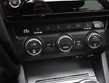 Škoda Octavia (2015) 1.6 TDI, Xenony, Tempomat - náhled 17