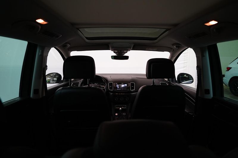 Seat Alhambra - fotka 29 z 30