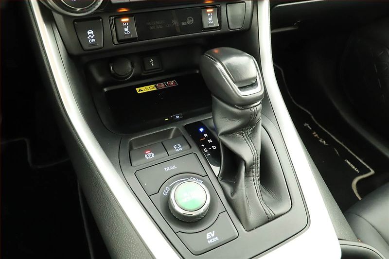 Toyota RAV4 (2022) 2.5 Hybrid - fotka 13 z 17