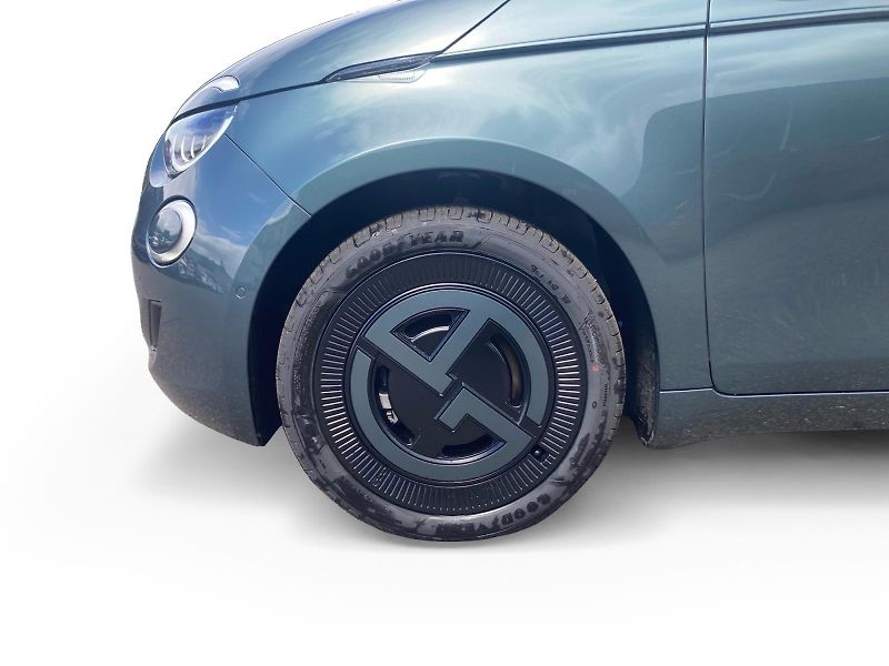 Fiat 500 (2026) Giorgio Armani Hatchback 118k  - fotka 14 z 15
