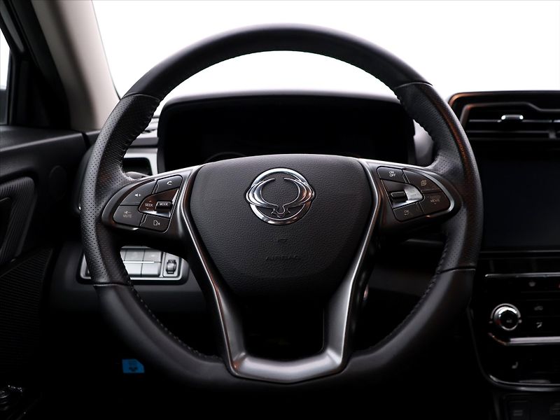 SsangYong Tivoli 1,5 T-GDI 120kW Automat - fotka 18 z 36