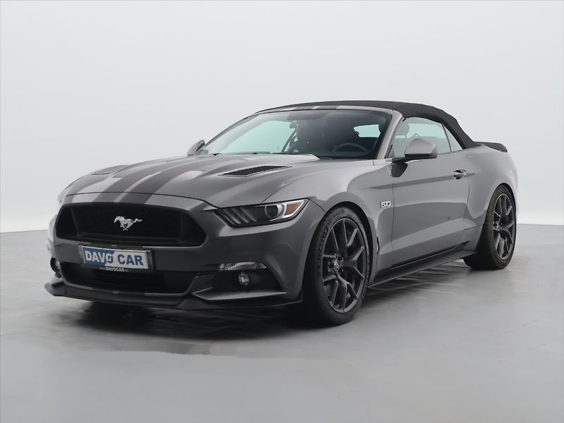 Ford Mustang GT 5,0 V8 534kW Kabriolet DPH - fotka 3 z 38