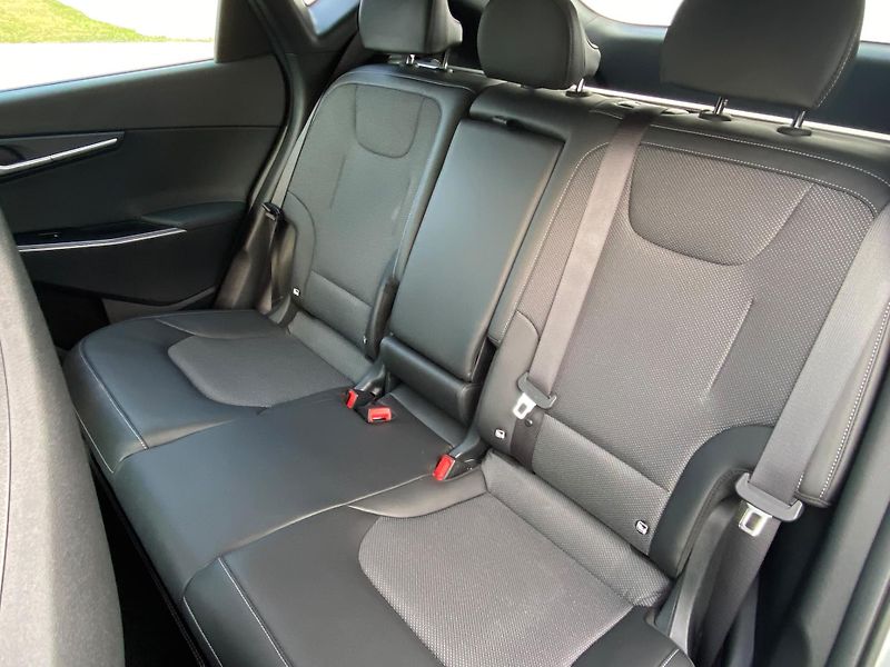 Kia EV6 (2023) 58 kWh, 2023 - fotka 8 z 26