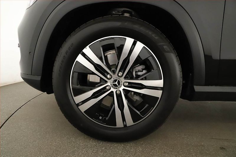 Mercedes-Benz GLE (2026) 300 d, ADVANTAGE, KEYLESS - fotka 28 z 31