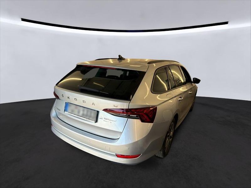 Škoda Octavia 2,0 TDI TAŽNÉ WEBASTO - fotka 4 z 9