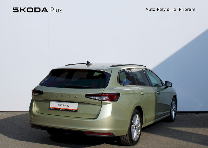 Škoda Superb (2025) Selection 2.0TDI / 110kW 7°DSG - fotka 2 z 23