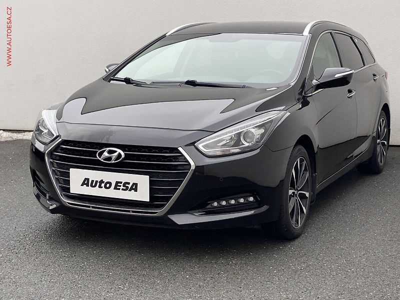 Hyundai i40 (2017) 1.7 CRDi, ČR, AC, park.čidla - fotka 3 z 19