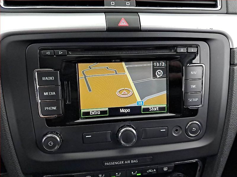 Škoda Superb (2013) Ambition 2.0 TDI, Automat - fotka 18 z 20