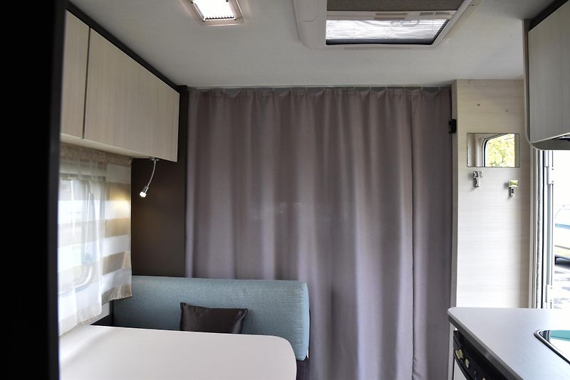 Sterckemann Starlett 496 PE COMFORT, KLIMA, 5MÍST - fotka 24 z 50