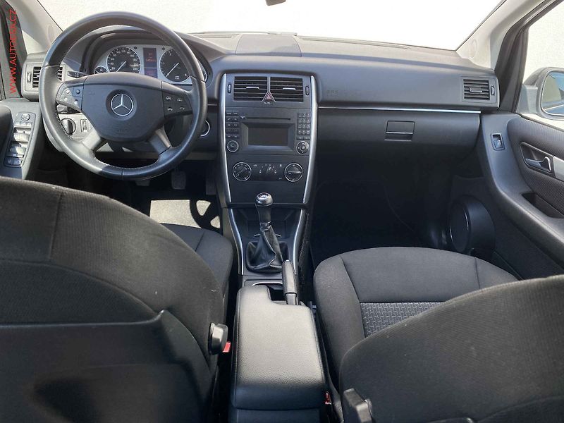Mercedes-Benz Třídy B (2009) 2.0 CDi B180, Park.čidla - fotka 7 z 17