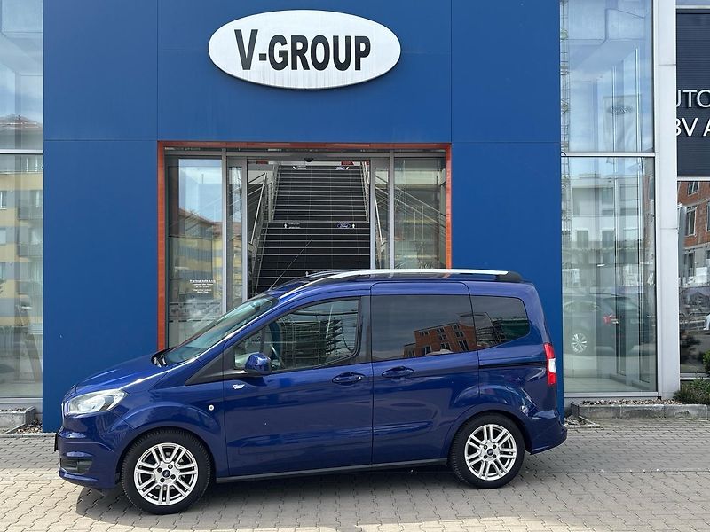 Ford Tourneo Courier (2017) 1.0 EcoBoost 74kW - fotka 5 z 34