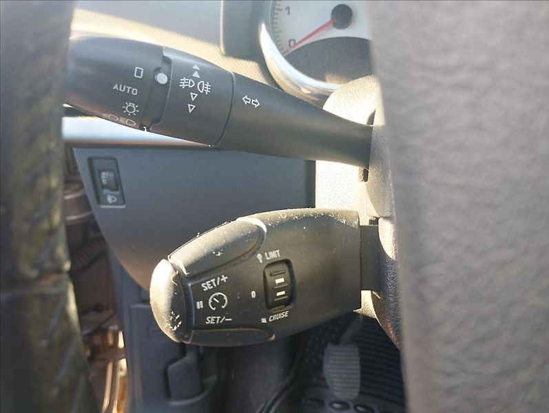 Peugeot 207 1,6 80KW MĚNĚNÝ OLEJ, DĚLANÉ R - fotka 13 z 17