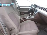 Volkswagen Passat (2017) Comfortline 2.0 TDI, Navi - náhled 9