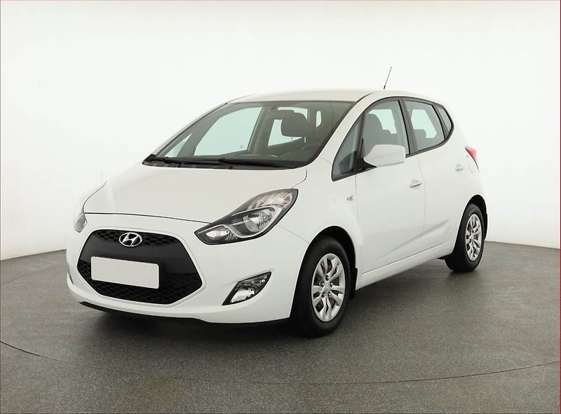 Hyundai ix20 (2016) 1.4 CVVT, Serv.kniha - fotka 2 z 13