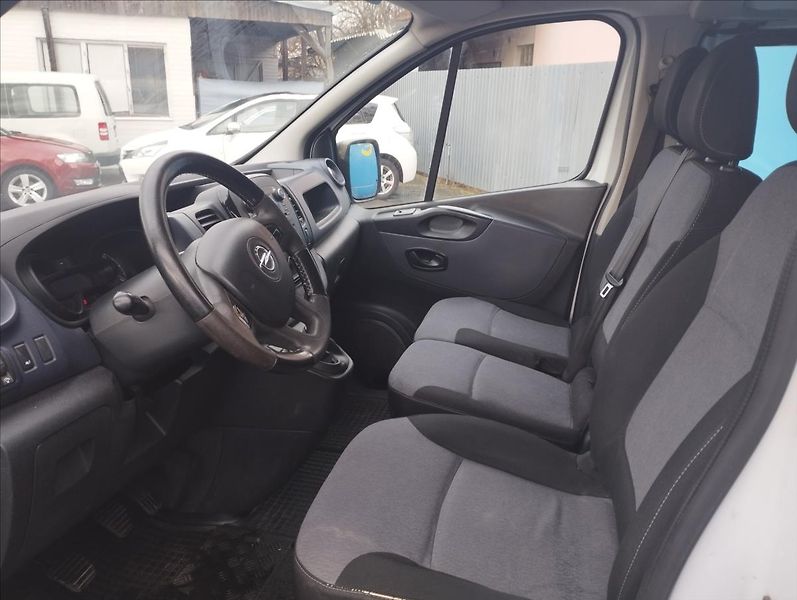 Opel Vivaro 1,6 Odpočet dph - fotka 7 z 13