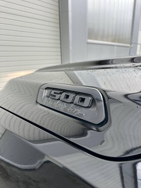 Dodge RAM (2021) 5.7 V8 HEMI LONG STAR ETORQUE - fotka 11 z 27