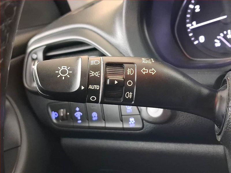 Hyundai i30 (2020) Family Smart 1.5 T-GDI MHEV - fotka 21 z 23
