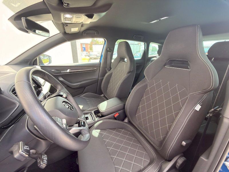 Škoda Karoq (2024) SPORTLINE TSI 1.5/110KW 7AP - fotka 29 z 38