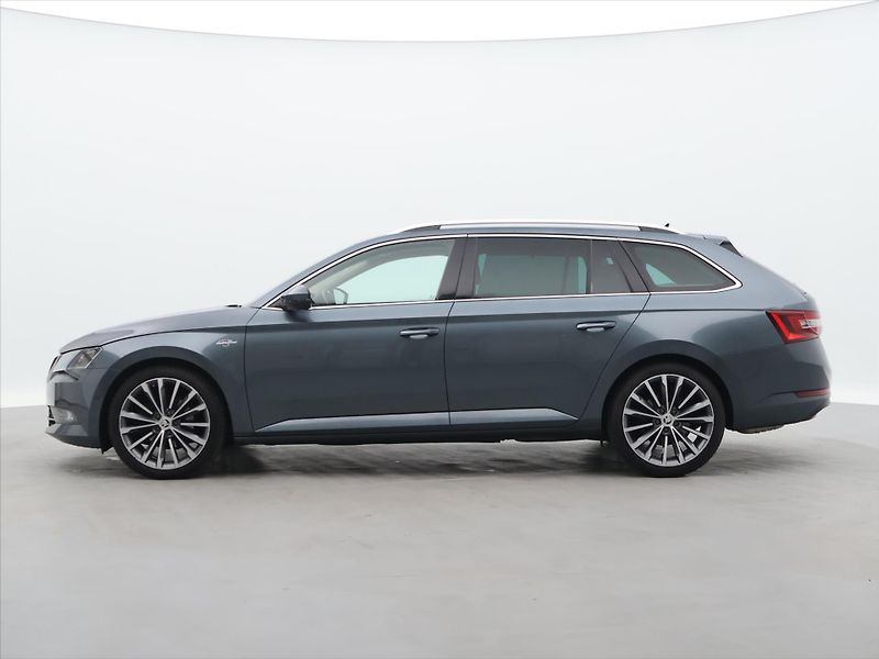 Škoda Superb 2,0 TDI 110kW 4x4 CZ L&K - fotka 4 z 36
