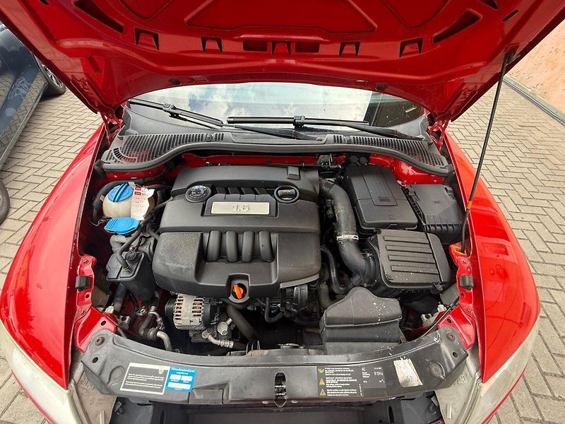 Škoda Octavia (2007) 1.6 MPI - fotka 12 z 14