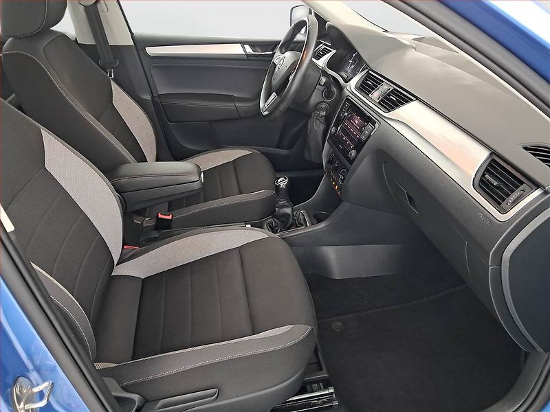 Škoda Rapid (2018) Ambition 1.0 TSI, Serv.kniha - fotka 9 z 19