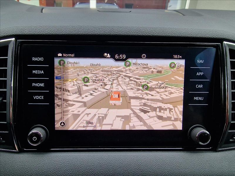 Škoda Karoq 2.0TDI 110kW Style 4x4 DSG,ČR - fotka 26 z 50