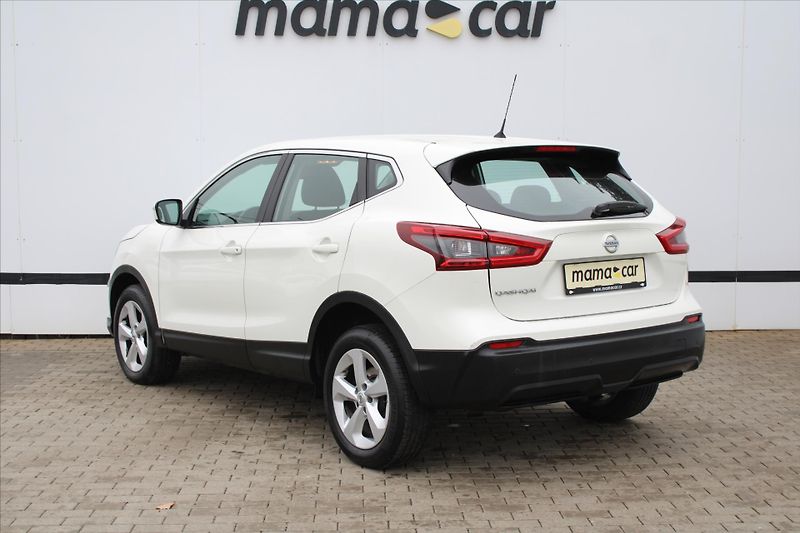 Nissan Qashqai 1.2 DIG-T ACENTA A/T 1.MAJ. ČR - fotka 5 z 20