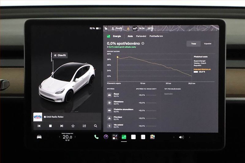 Tesla Model Y (2022) Performance 79kWh - fotka 16 z 29