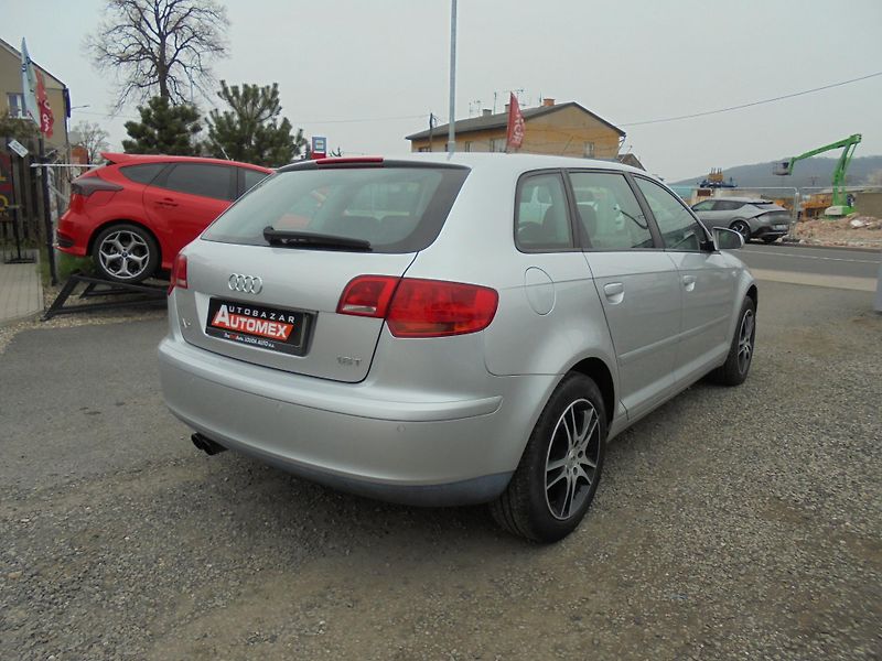 Audi A3 (2007) 1.8T- SPORTBACK- DIGIKLIMA - fotka 7 z 11