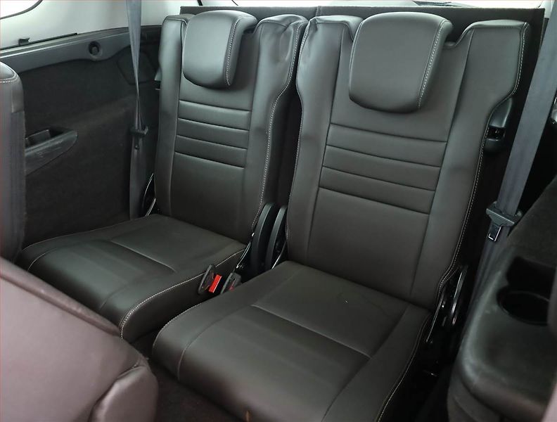 Renault Grand Scénic (2013) 1.6 dCi, 7 míst, Navi, Xenony - fotka 15 z 18