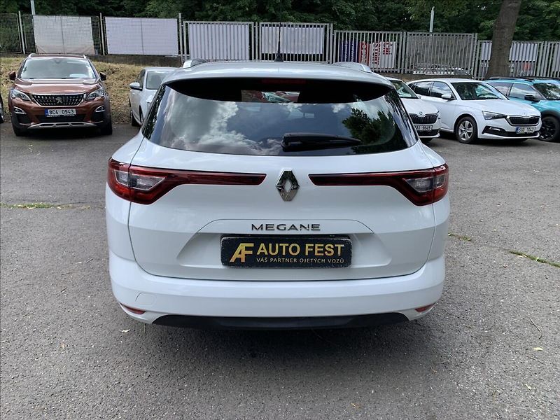 Renault Mégane 1,3 TCe 1.MAJITEL ČR,SERVISKA - fotka 7 z 17