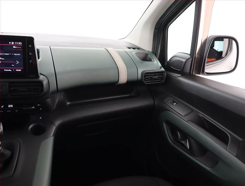 Citroën Berlingo (2019) Feel 1.5 BlueHDi, 5Míst, ČR - fotka 8 z 20