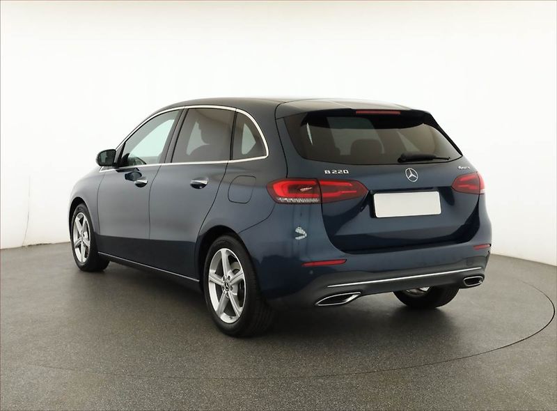 Mercedes-Benz Třídy B (2019) B 220 4MATIC - fotka 4 z 17