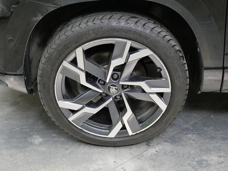 Škoda Karoq - fotka 10 z 30