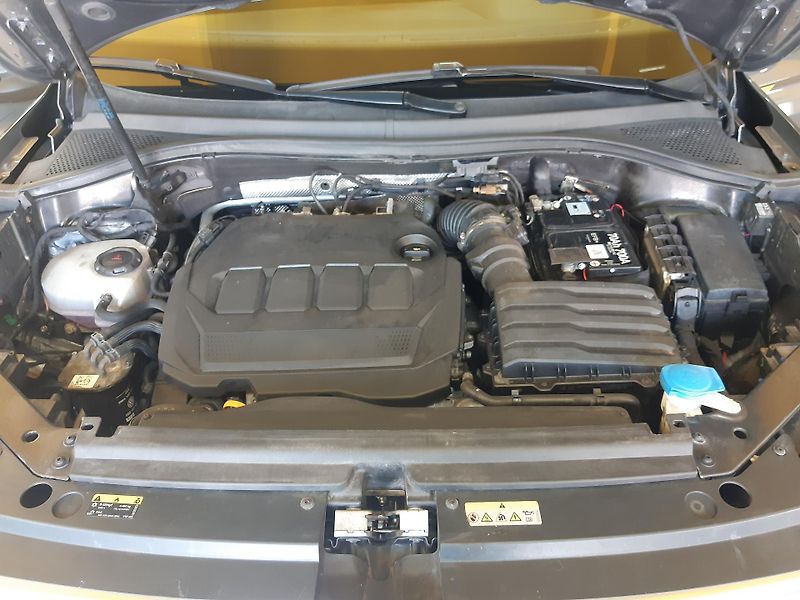 Volkswagen Tiguan Allspace 2.0 TDI 4x4 DSG NAVI LED - fotka 25 z 26