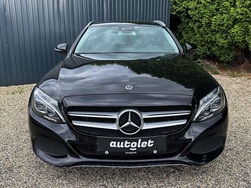 Mercedes-Benz Třídy C 200d AVNTGARDE - fotka 14 z 24