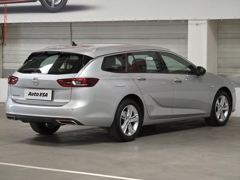 Opel Insignia (2021) 2.0 CDTi, AT, LED, navi - fotka 6 z 18