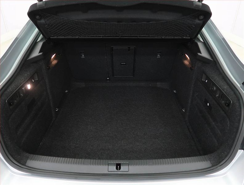 Škoda Superb (2016) 2.0 TDI 4x4, 4X4, Automat - fotka 14 z 31