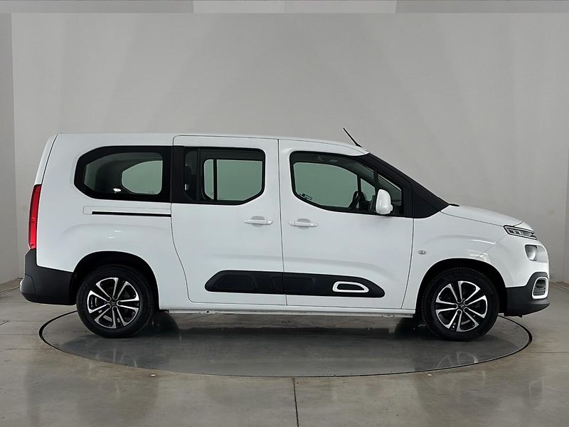 Citroën Berlingo Feel XL - fotka 16 z 26