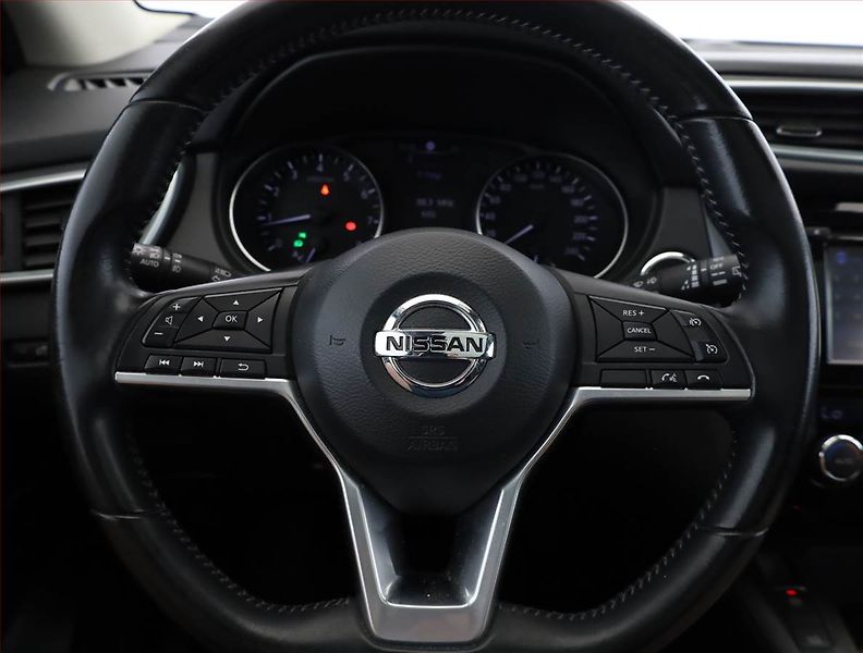 Nissan Qashqai (2018) 1.6 DIG-T, Navi, Tempomat - fotka 8 z 19