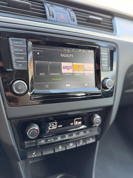 Škoda Rapid 1.2TSi digi klima, kamera, 6R - fotka 18 z 24