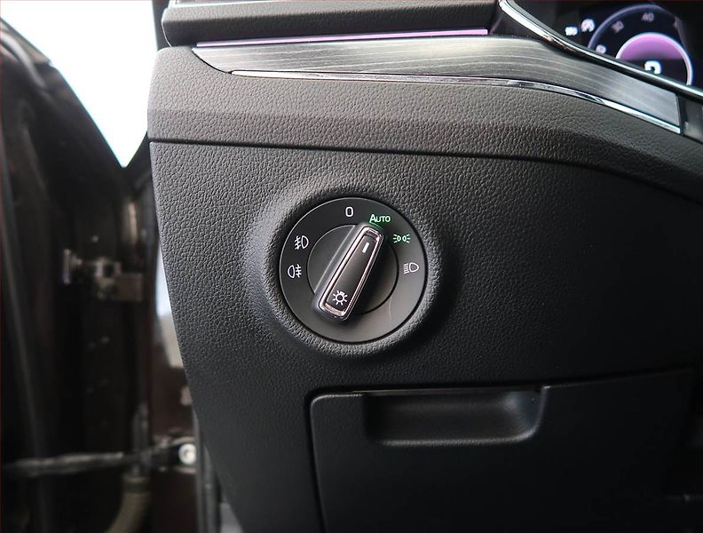 Škoda Superb (2020) Style 2.0 TDI - fotka 27 z 28