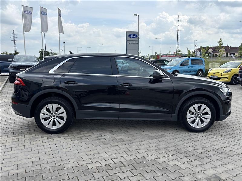 Audi Q8 3,0 TFSI V6 Quattro 250kW - fotka 6 z 34