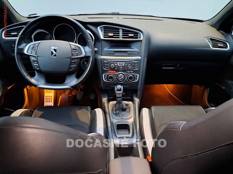 Citroën DS4 (2014) 1.6 VTi, Sport Chic, +kola - fotka 8 z 17