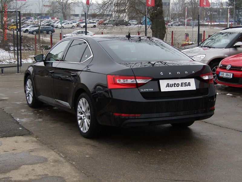Škoda Superb (2019) 2.0TDi, 2.maj,ČR, DSG, STK10 - fotka 6 z 22