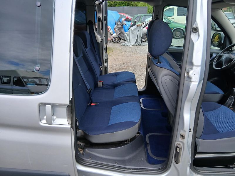 Citroën Berlingo 1.6i, 16V, Multispace,nová STK - fotka 26 z 31