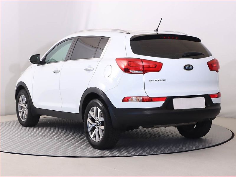 Kia Sportage (2015) 1.6 GDI, Serv.kniha, Tempomat - fotka 4 z 17