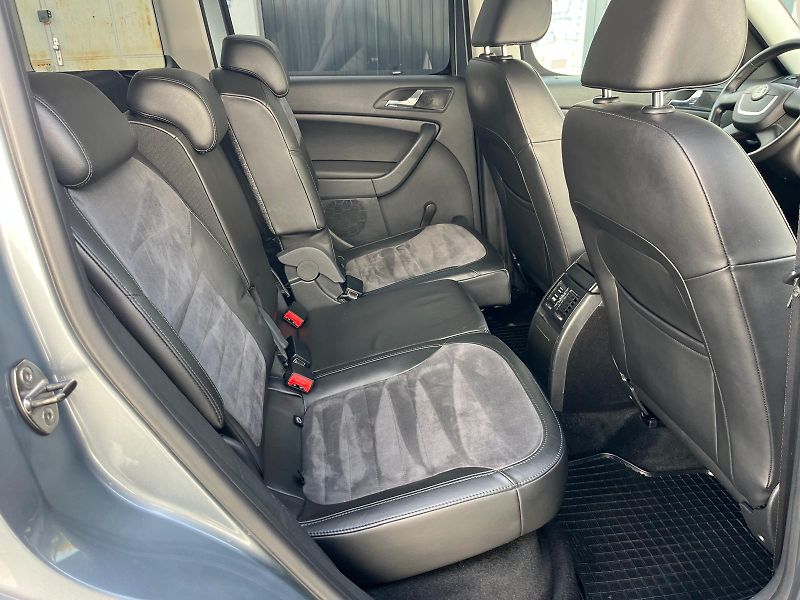 Škoda Yeti 1,2 TSI Ambition/servis.k/pneu - fotka 13 z 19